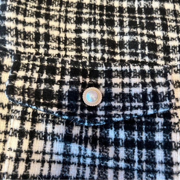 Shacket - Picture 4 of 4